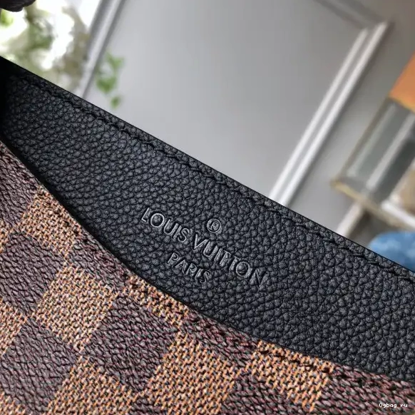 RIVERSIDE Vuitton Louis 0629